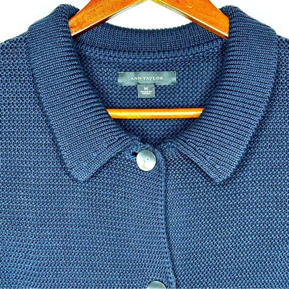Ann Taylor Cardigan Beautiful Cotton Knit Navy Sz Medium - Picture 2 of 11